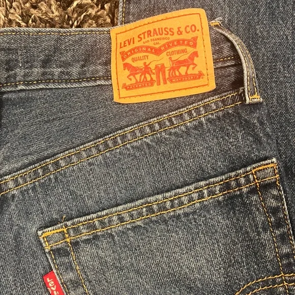 🌺LEVIS WOMEN’S 94 BAGGY JEANS SIZE 27/4🌺 - Picture 6 of 6